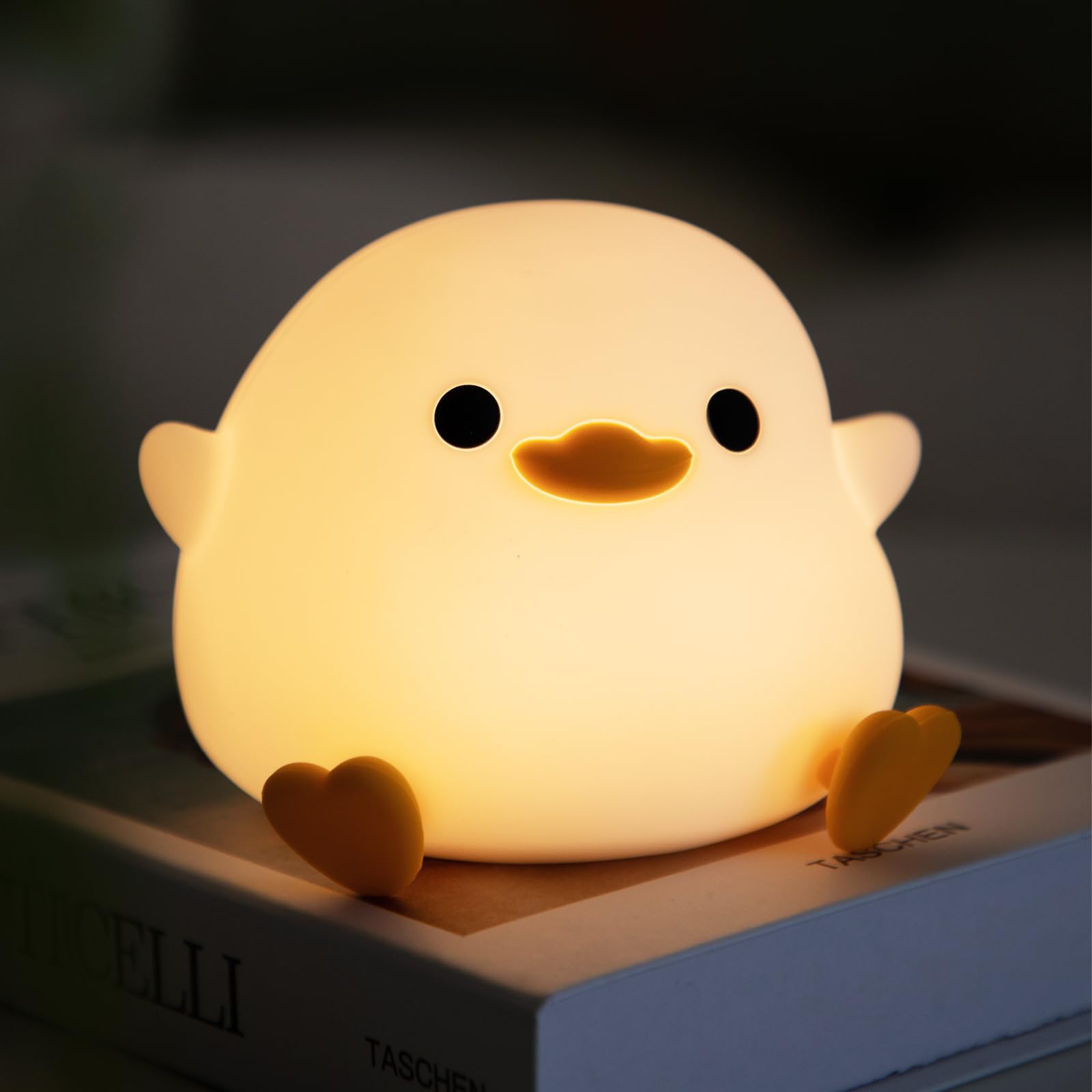 Beszeith DoDo Duck night light side view showing compact silicone design