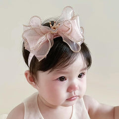 Bethynas princess crown lace bowknot headband in pink provides a photo-perfect, gentle-on-skin accessory