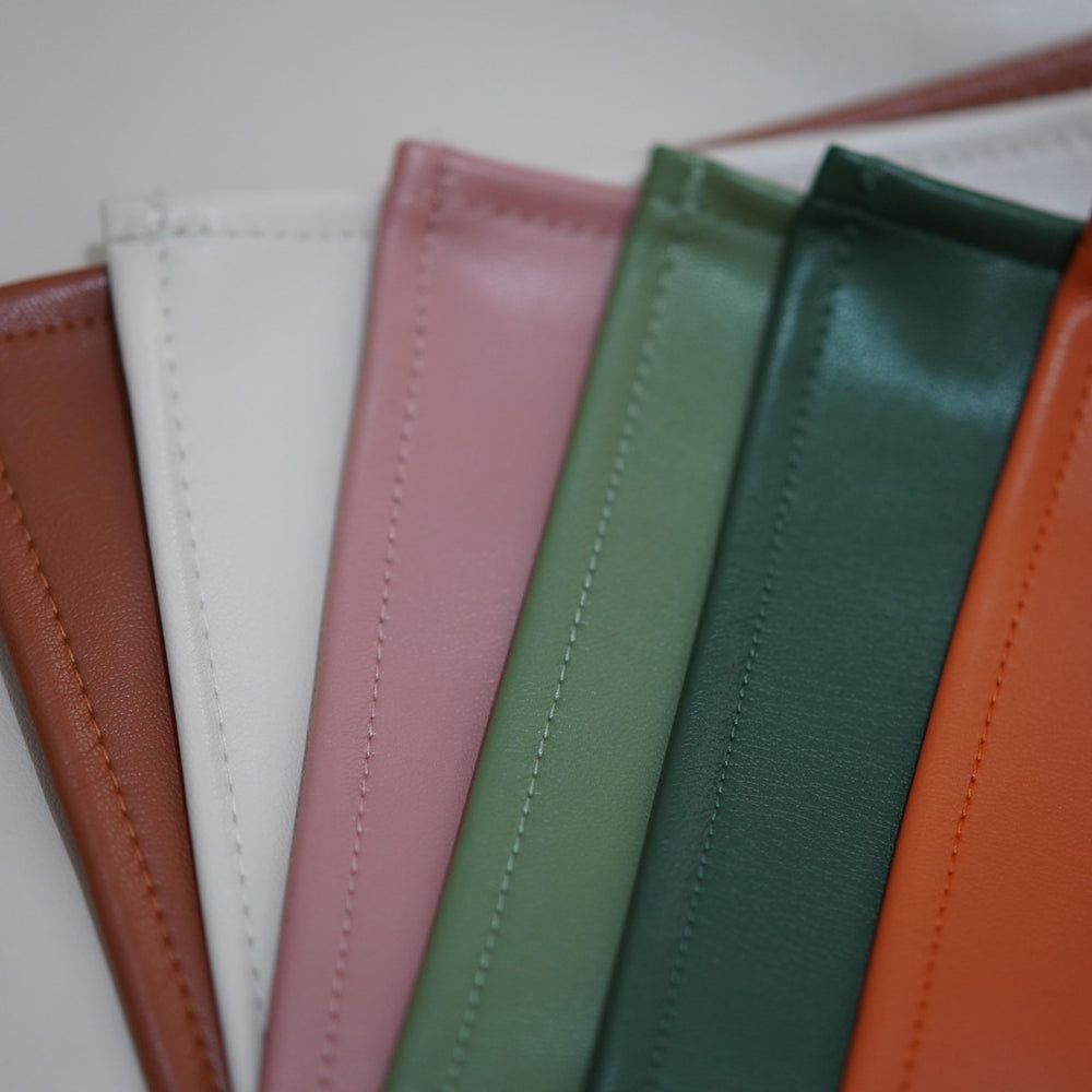 BEWDIO easy-clean-folded-mats simplify quick cleanups on trips.