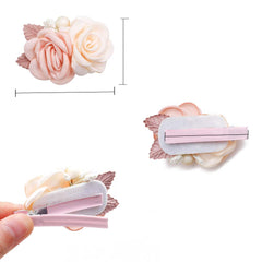 BFNAAgirl alligator clip hair accessory keeps tiny tresses in place.