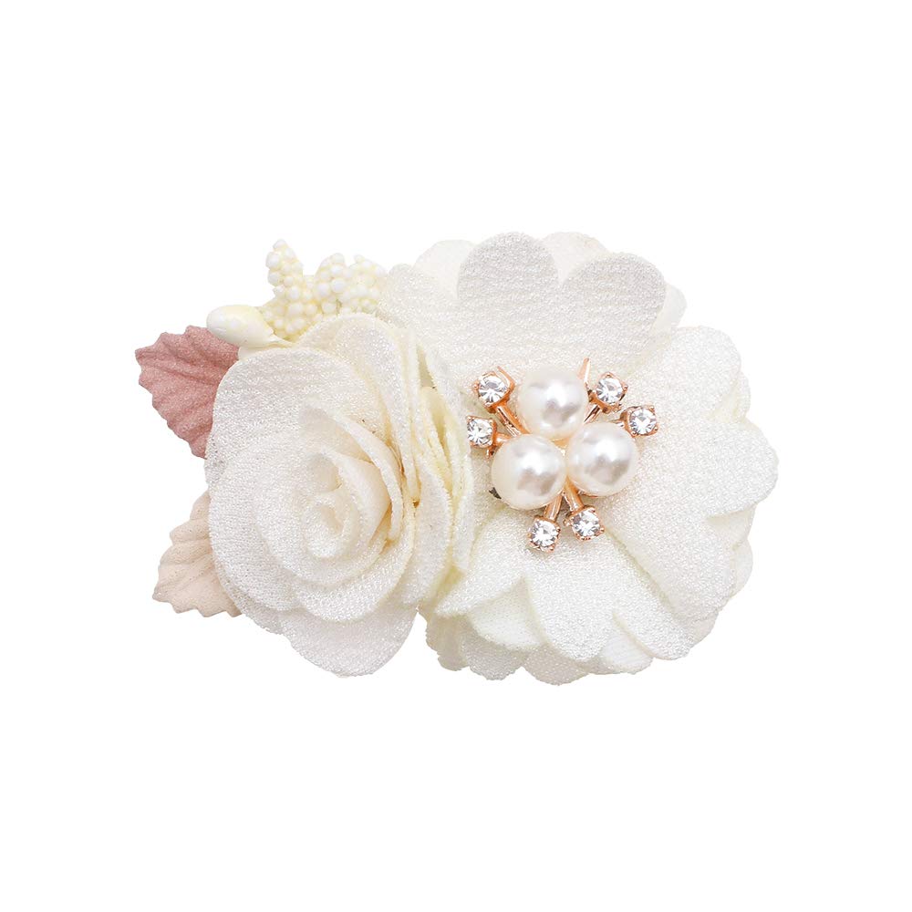 BFNAAgirl outdoor photos ready bows perfect for sunny day portraits.