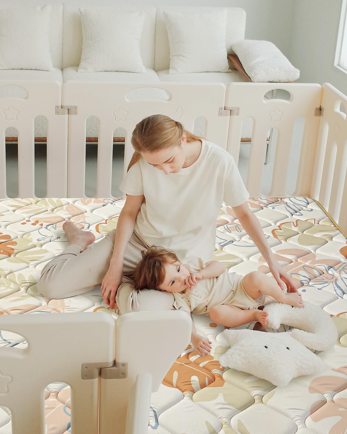 BG-BABYGO play mat 50x50 folded for picnic use and portability.