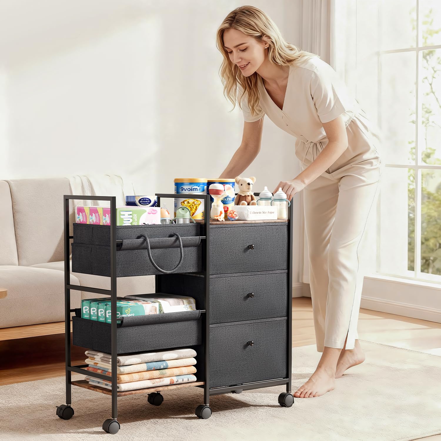 BG-BABYGO wheel-locks provide stable positioning when you need stationary storage.