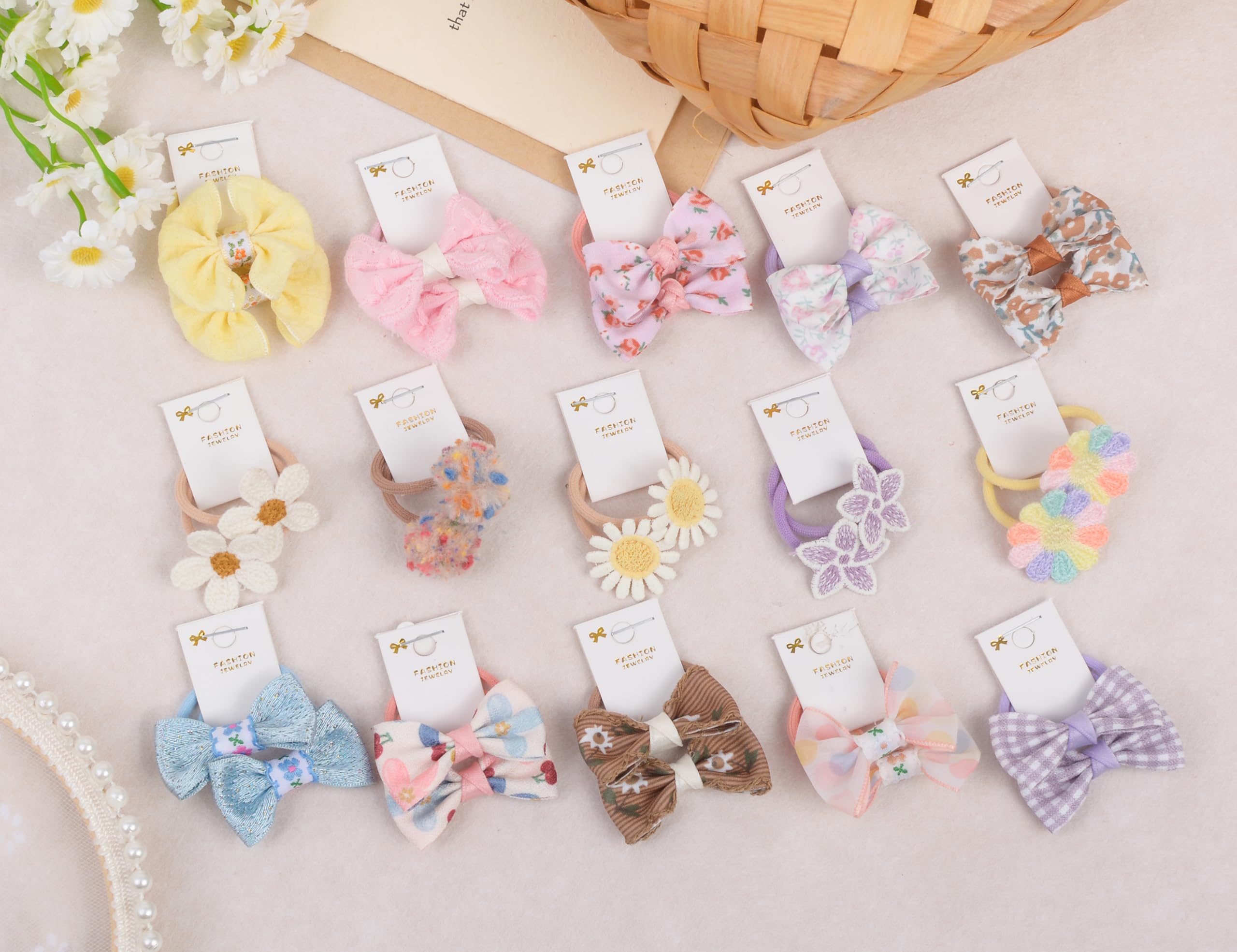 BIANHUAN baby girls styling shots with bows illustrate versatile hair styling options.