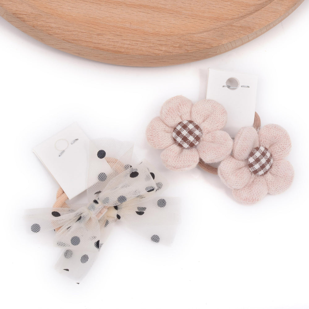 BIANHUAN Boutique baby hair bows two-pieces-per-color enable quick, versatile styling.