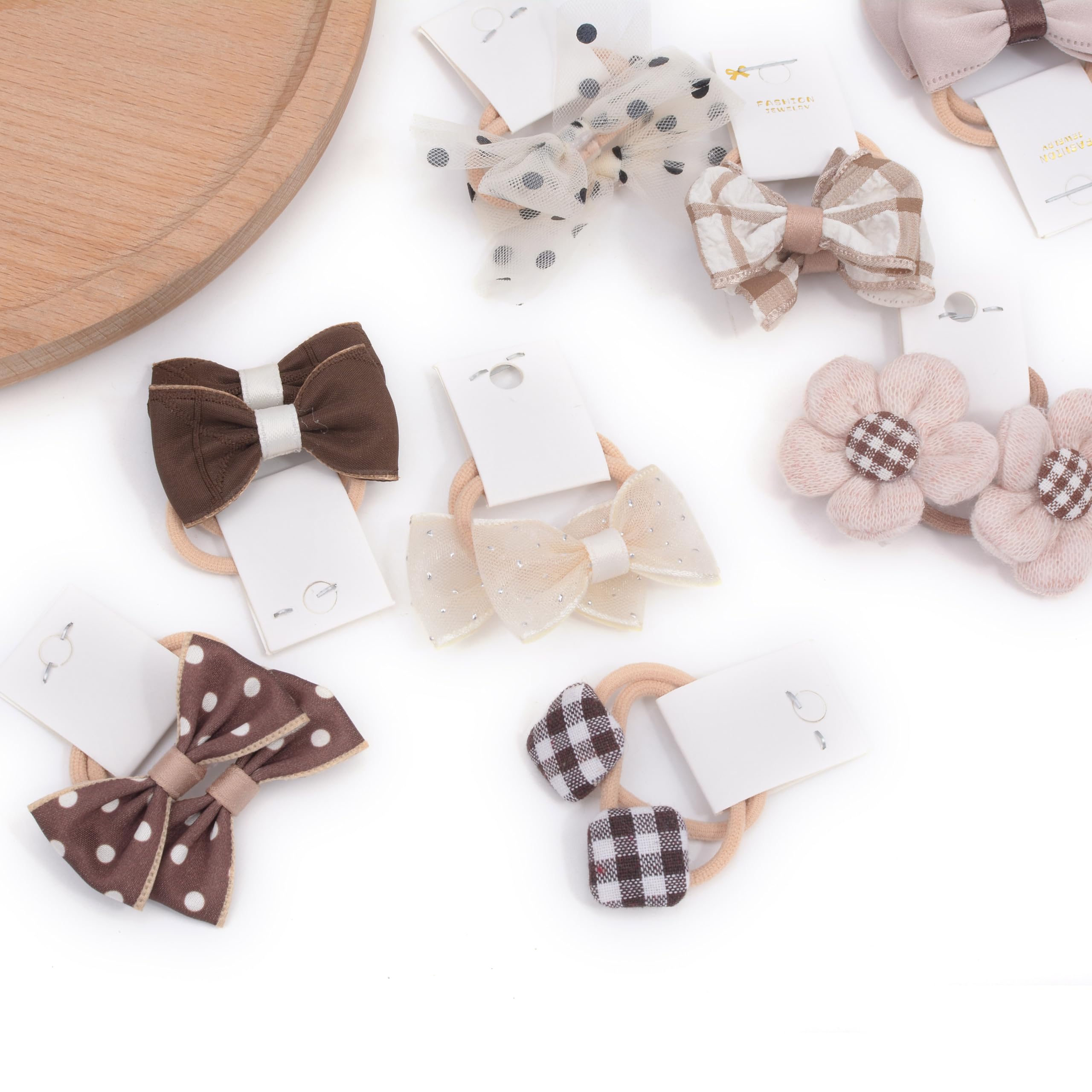 BIANHUAN Boutique baby hair bows bow-detail close-up shows 1.5-inch cute bows.