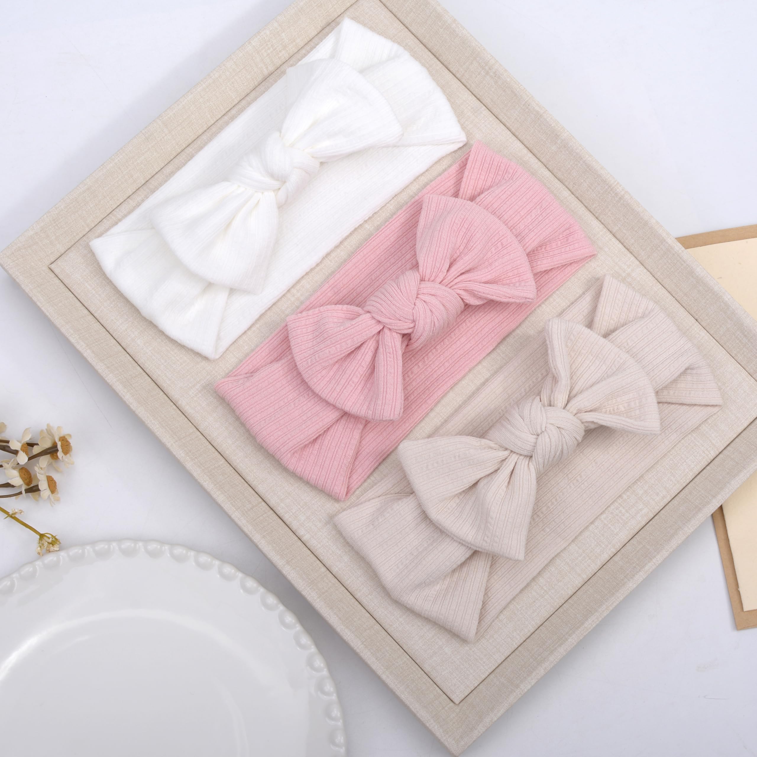 BIANHUAN nylon headband gentle wear closeup emphasizes skin-friendly fabric softness.