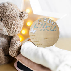 Biansiwu Hello World sign with engraved birth details to preserve first-day moments.