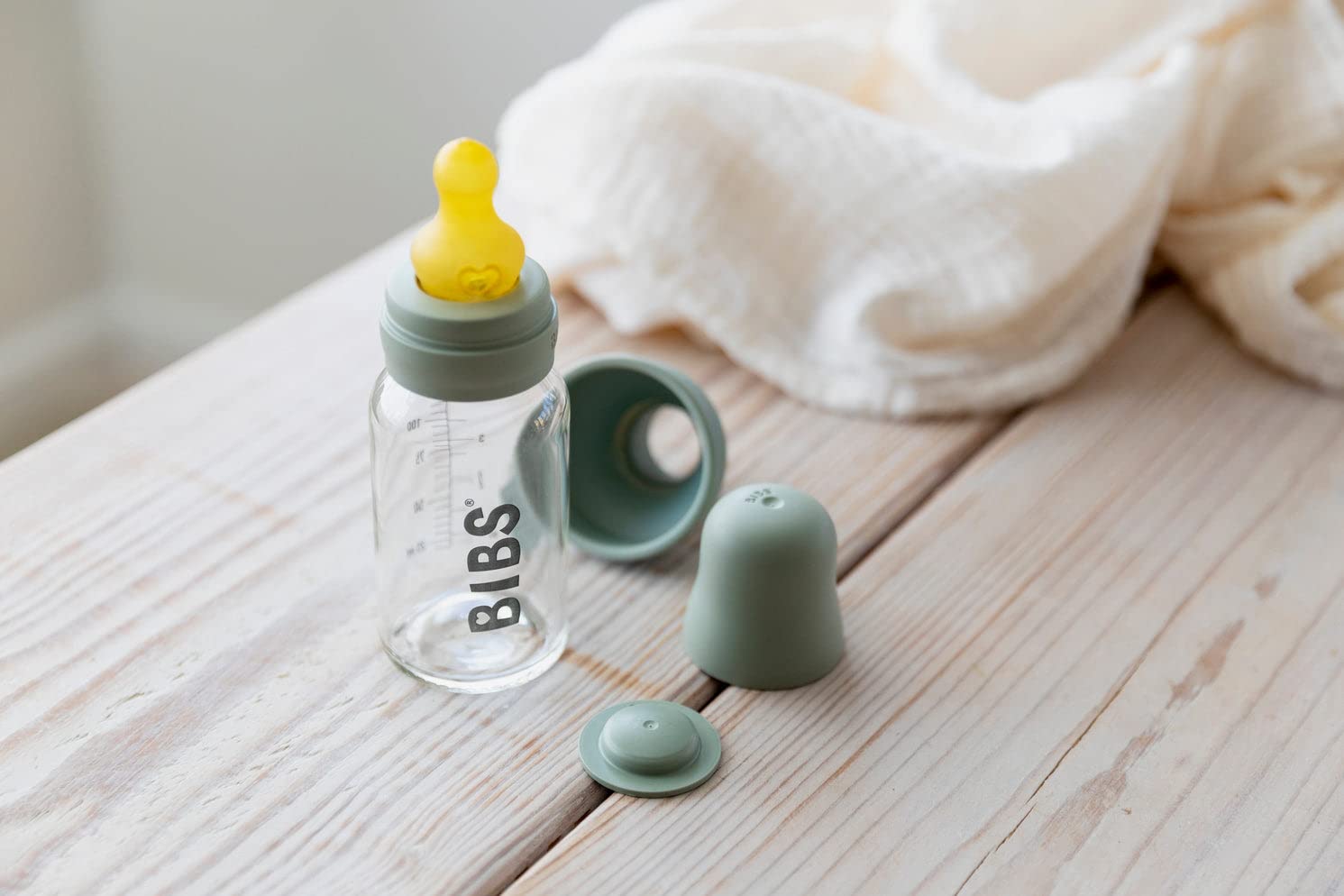 BIBS Glass Bottle 225ml side view with compact Danish design and easy grip