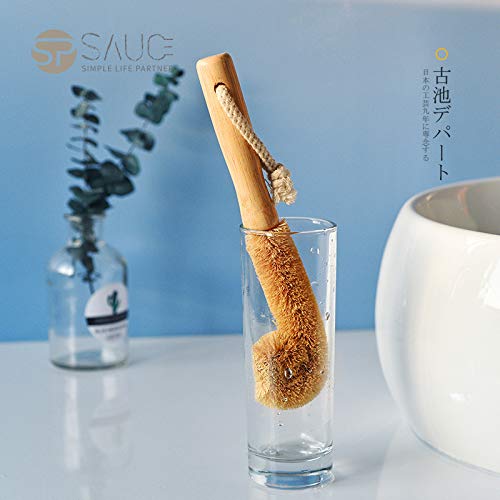 BIEAEIA wooden handle reduces hand fatigue during kitchen cleaning.
