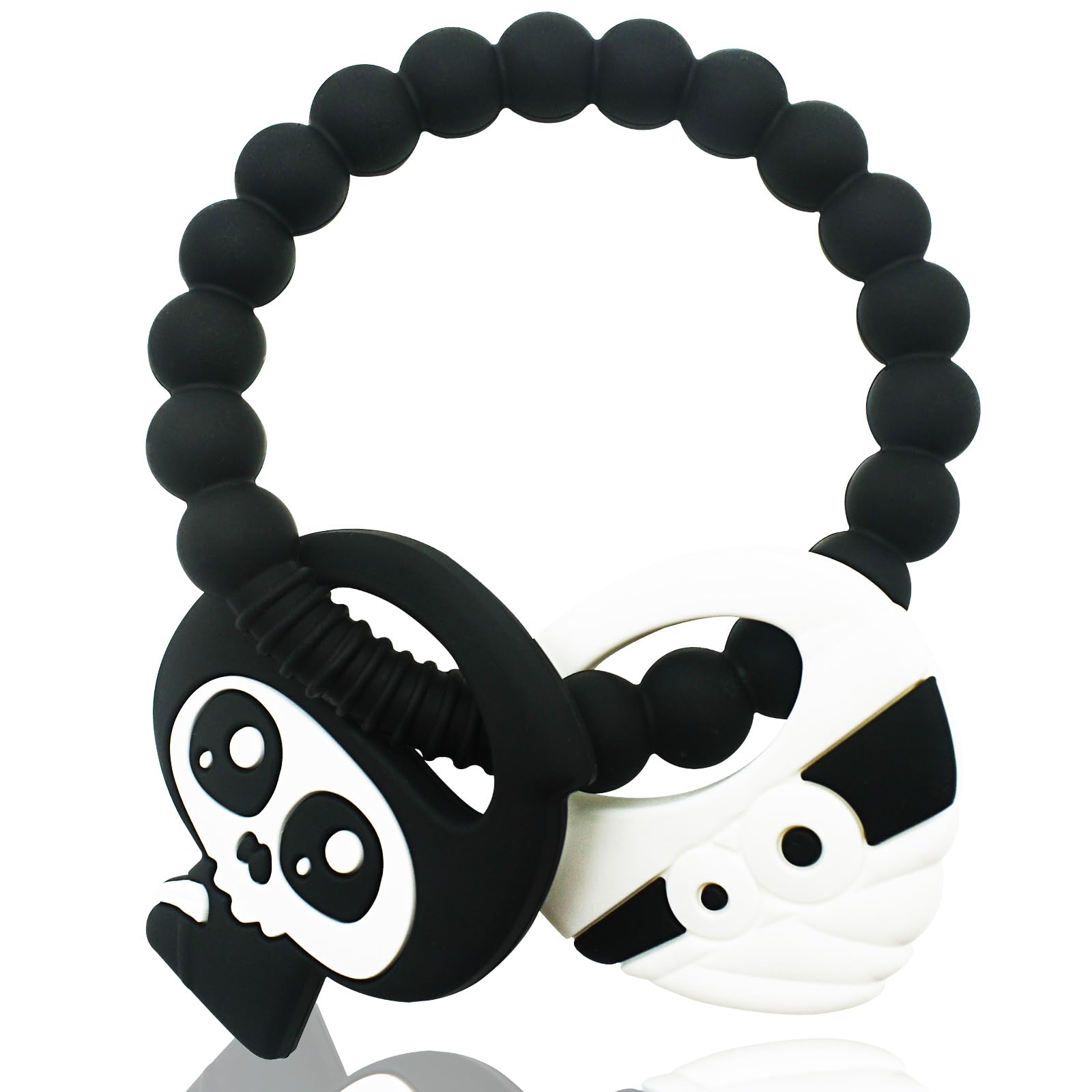 BIGSPINACH ghost-teether soothes gums with a festive Halloween design.