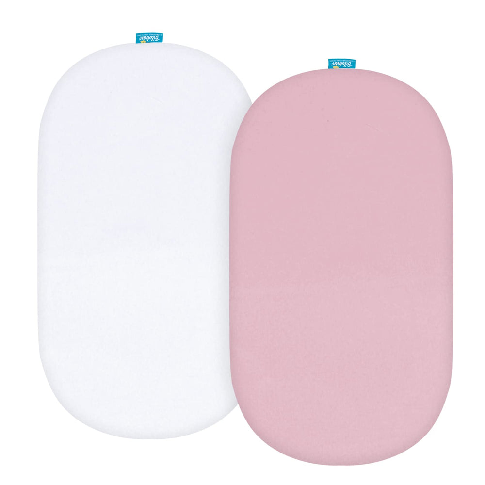Biloban bassinet-sheets-2-pack provides backup sheets for fast daily changes.