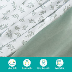 Biloban bassinet sheets close-up of elastic bottom edge for snug fit