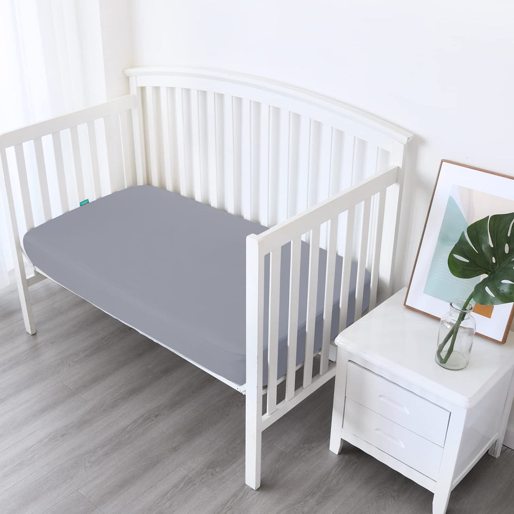 Biloban ultra-soft microfiber crib sheet for cozy baby naps