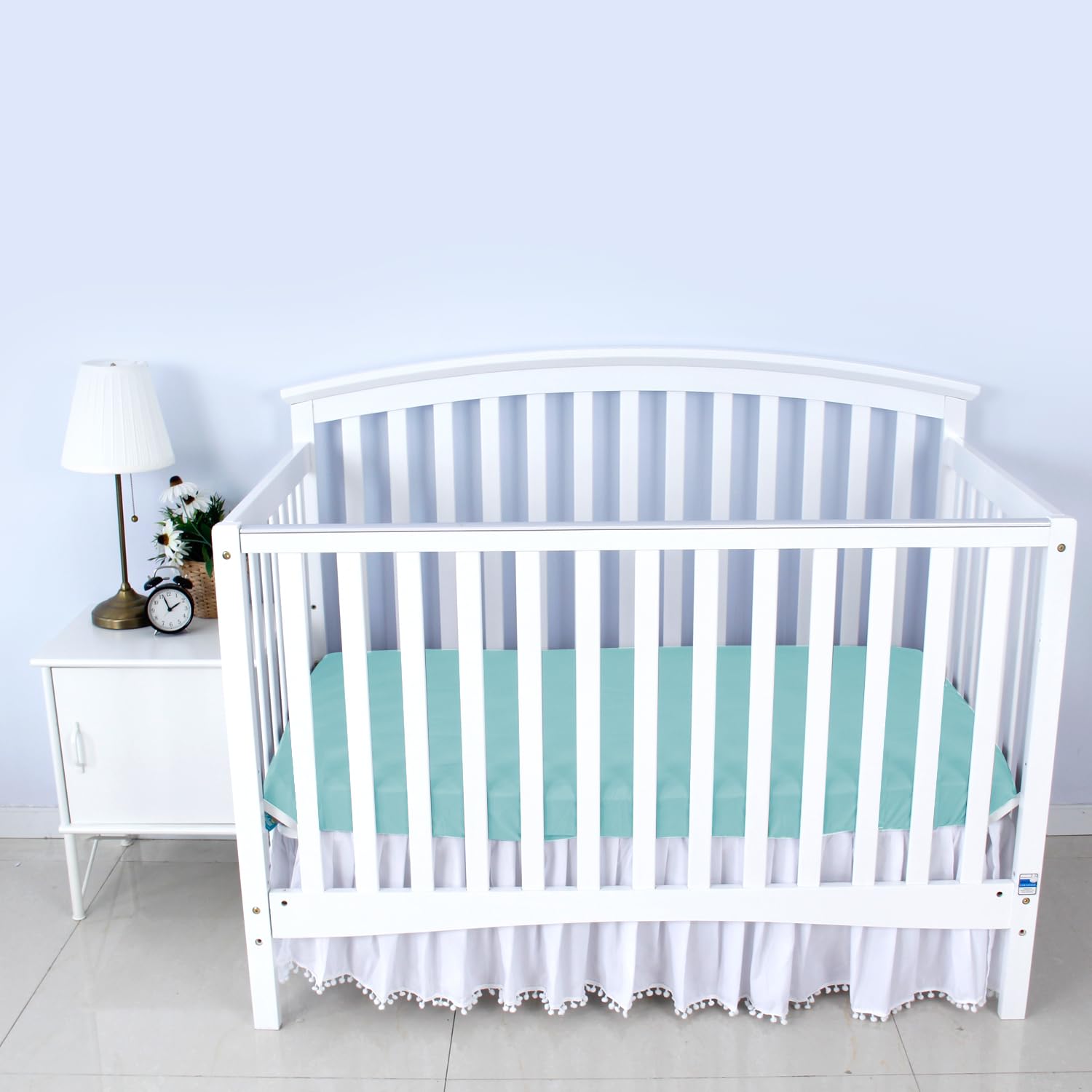 Biloban crib sheets soft microfiber delivers cozy, gentle touch for baby.