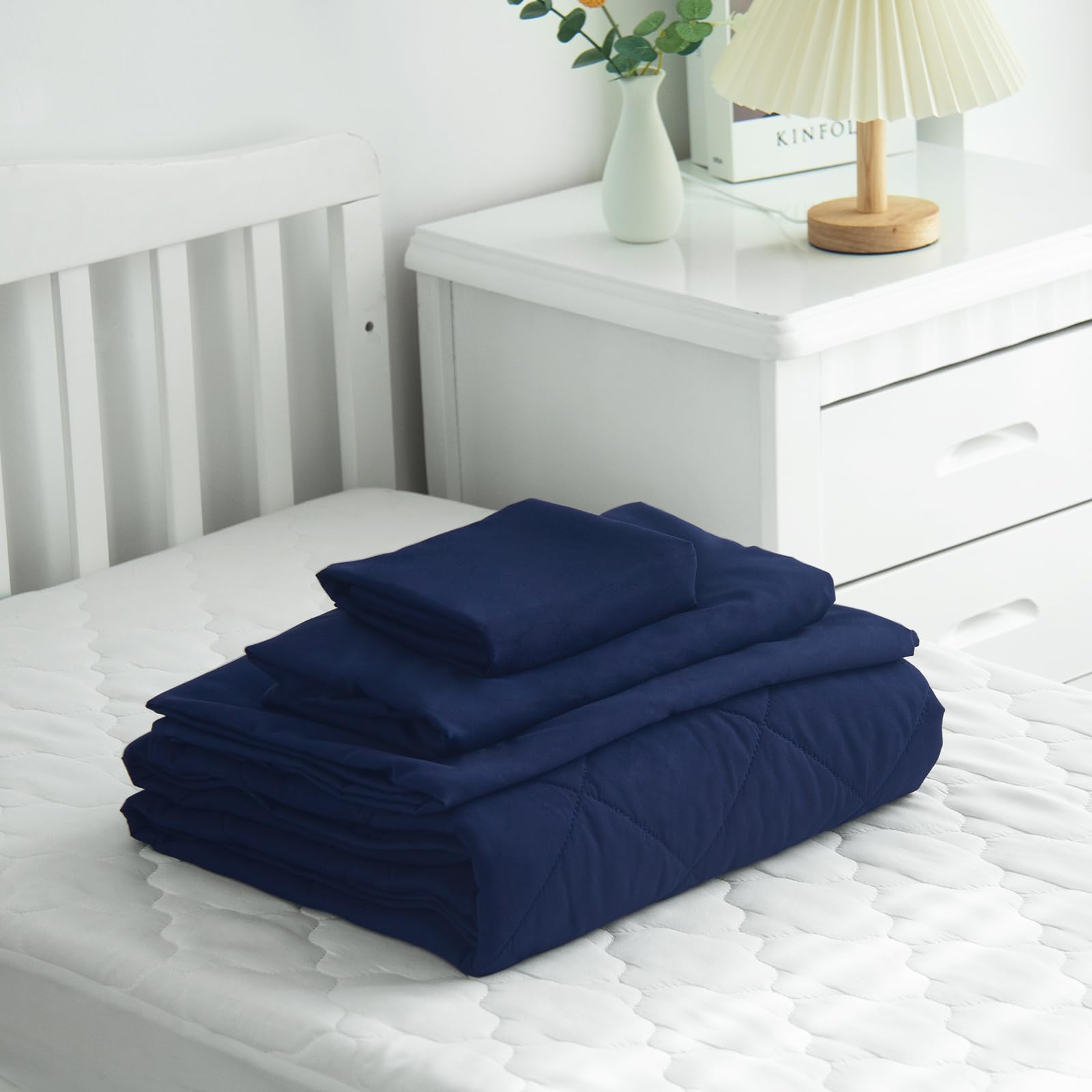 Biloban easy-care machine-washable bedding ready for busy families.