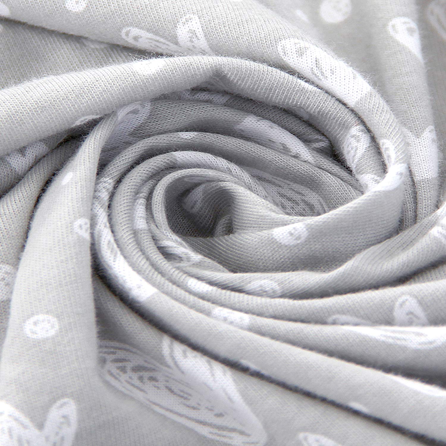 Biloban envelope-closure pillowcase closeup, easy to change without zipper snag risk.