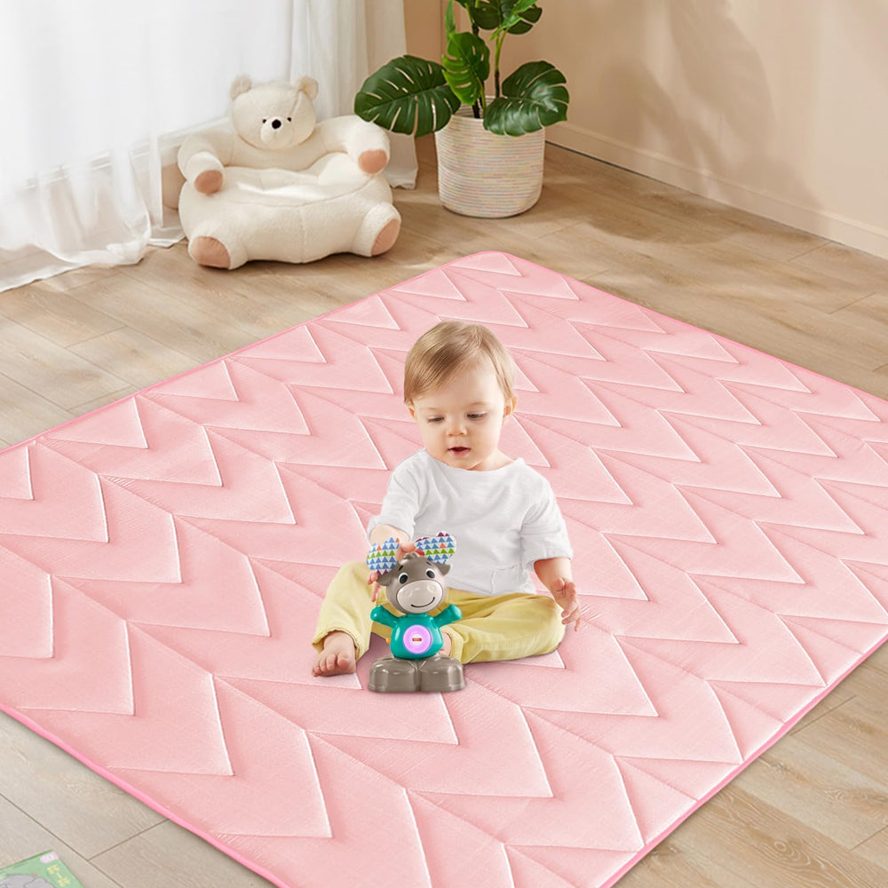 Biloban foam play mat pink 50x50 offers spacious crawling area.