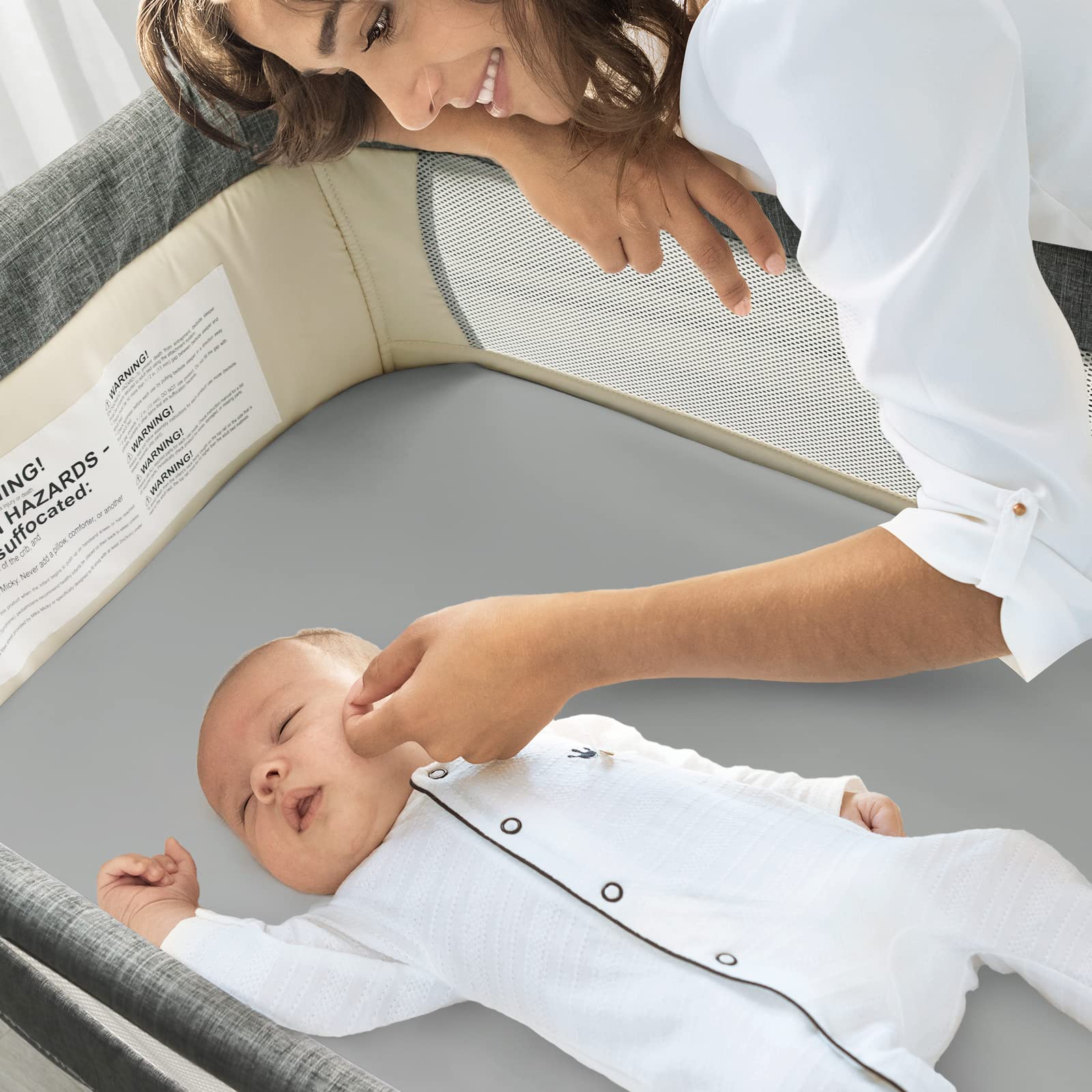 Biloban care-friendly sheet is machine washable for quick cleanup.