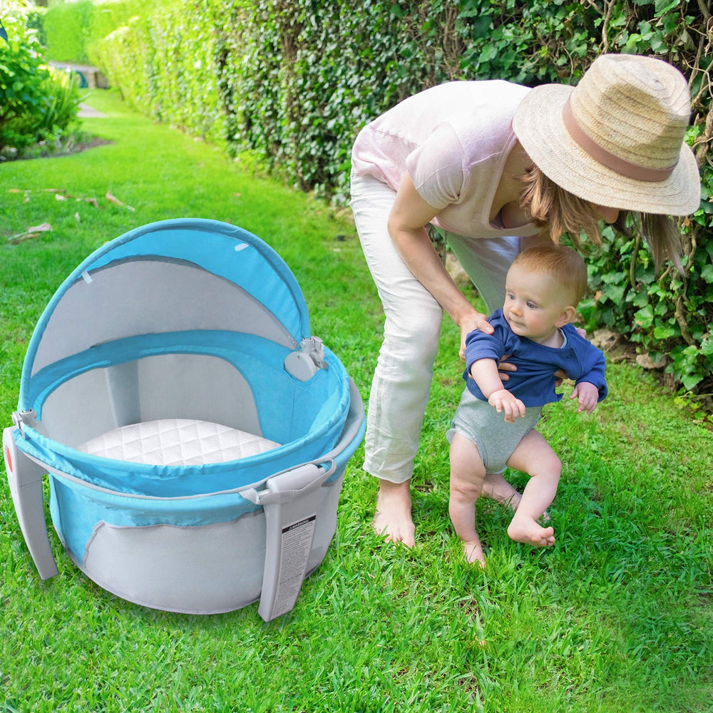 Biloban machine-wash and tumble-dry care label highlights easy care convenience.