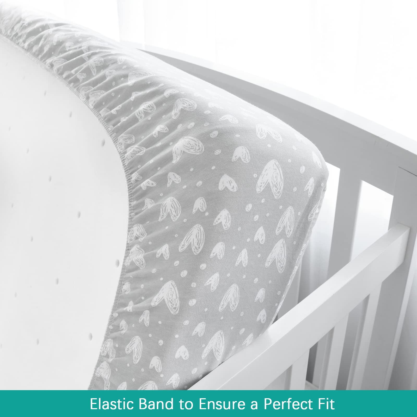 Biloban organic cotton crib fitted sheet demonstrates soft breathable fabric for baby sleep.