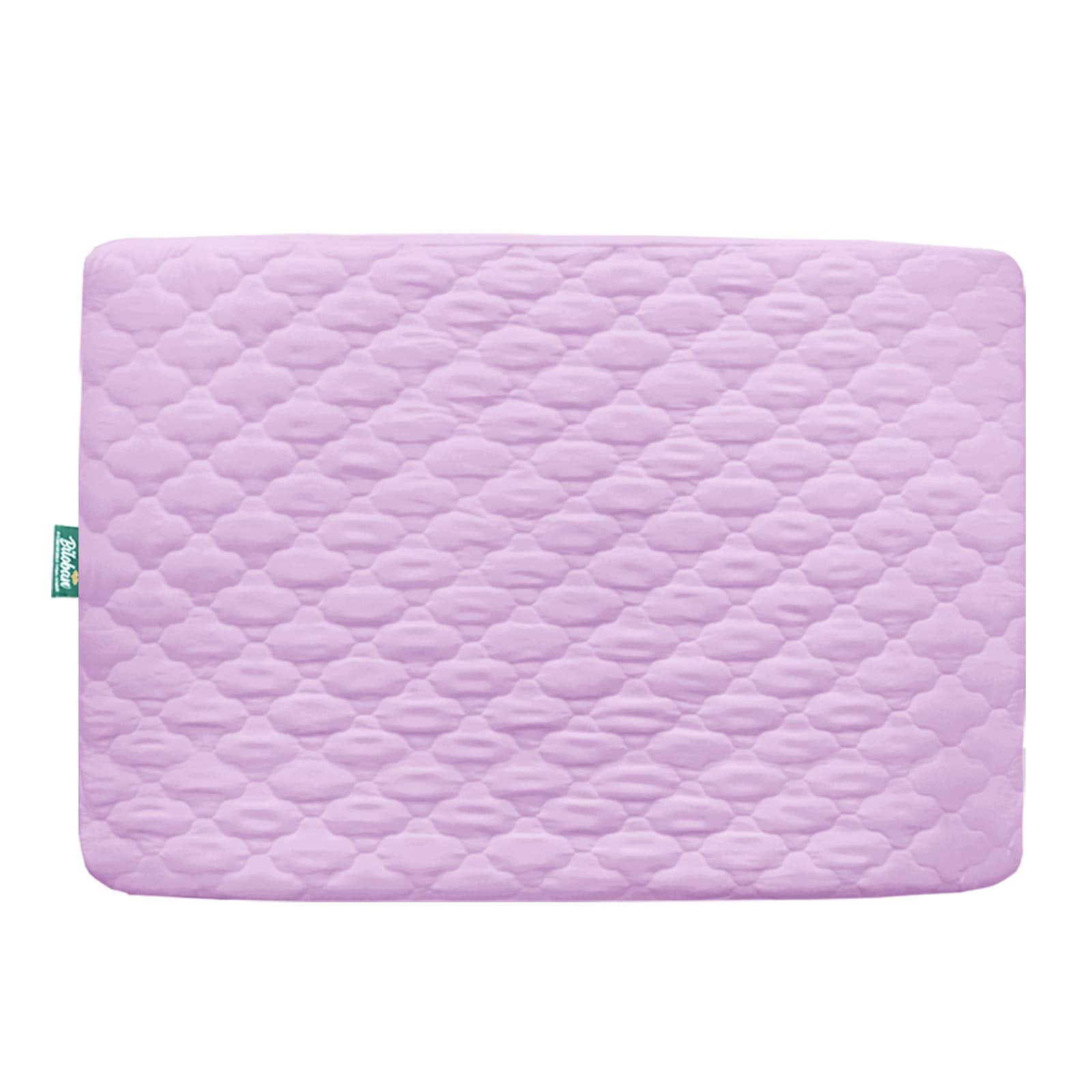 Biloban pack-n-play quilted sheet protects mattress from spills during naps.
