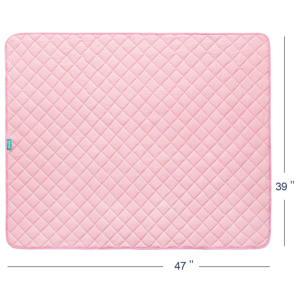 Biloban pink quilted blanket for family cuddling and cozy relaxation