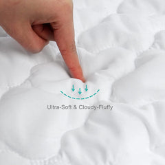 Biloban waterproof crib cover stays noiseless for peaceful naps and mess-free mornings.