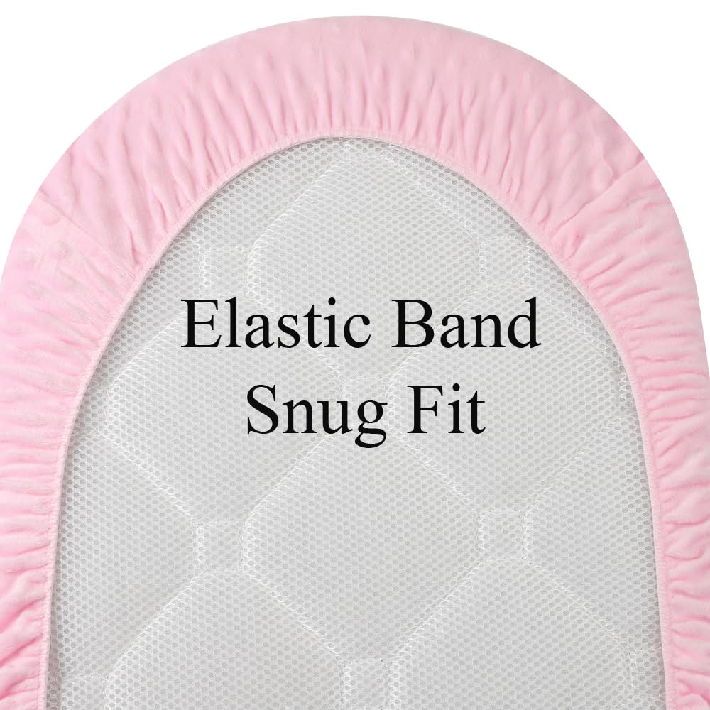 Bilokonda Dot Bassinet Sheet Set on bassinet demonstrates tidy setup and stability.