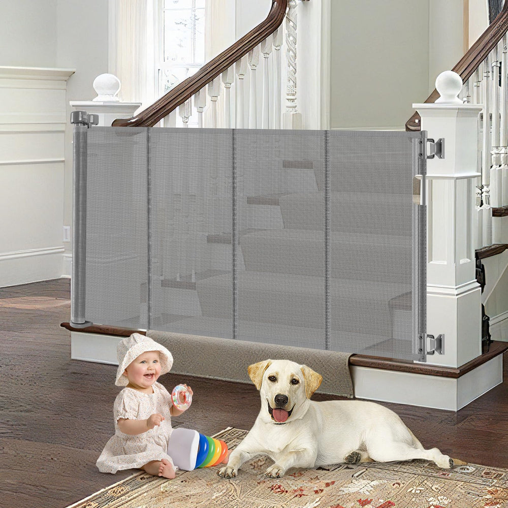 Bingguz reinforced retractable gate for stairs in extended 55in mode, safe child and pet boundary.