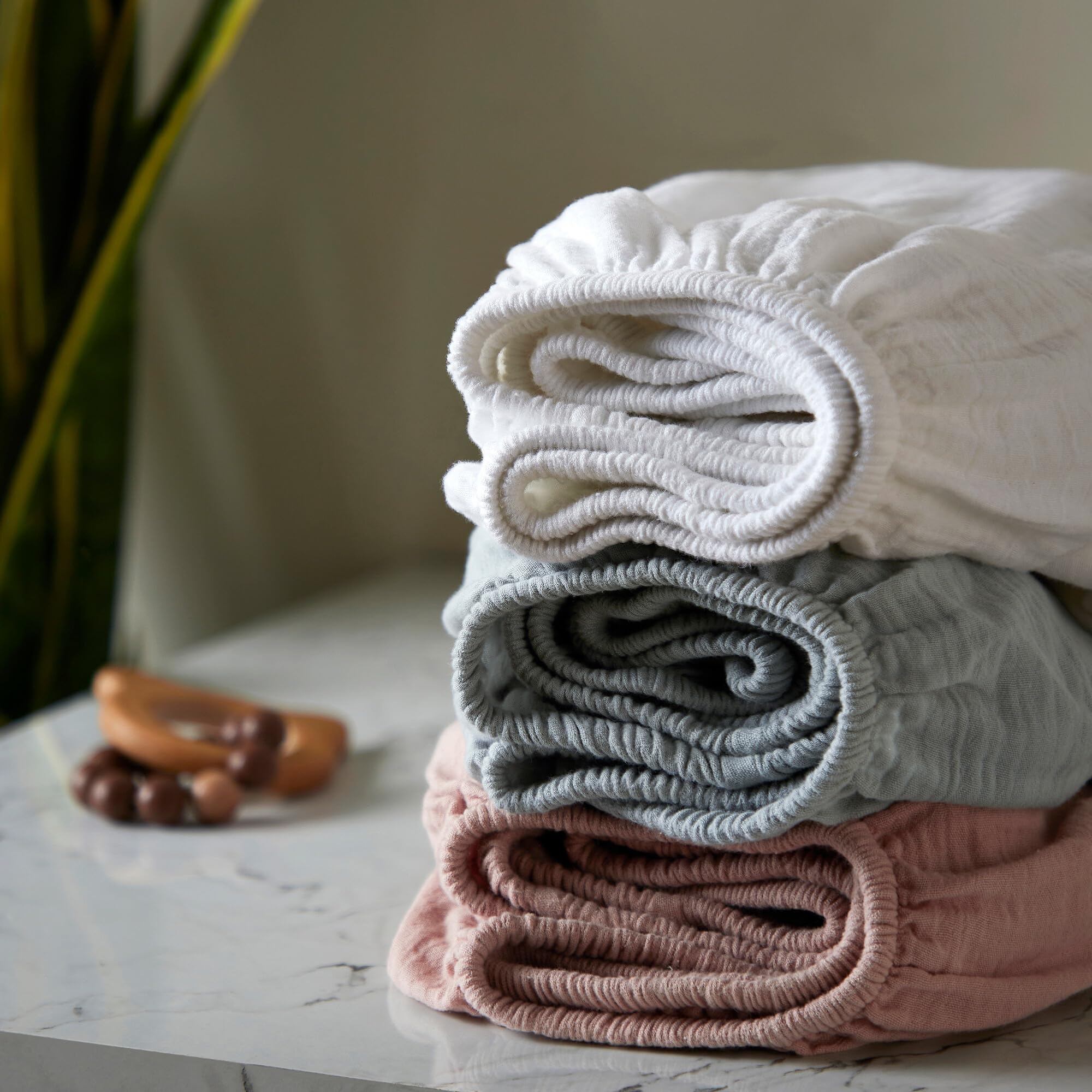 BIOWEAVES crib fitted sheet with elastic edges ensures snug fit on standard crib mattresses