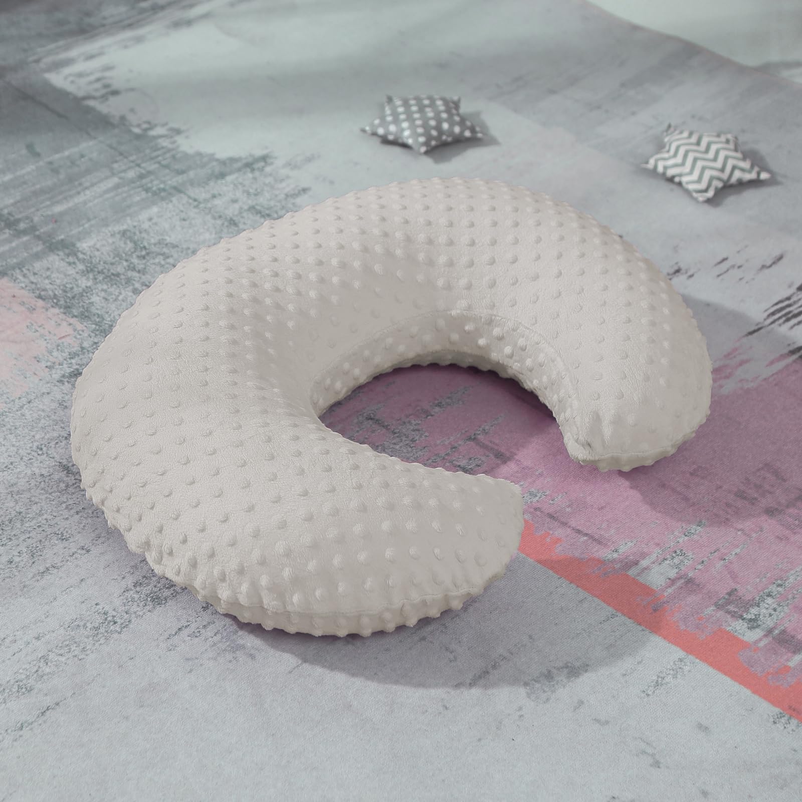 Blackleaf Baby nursing pillow cover is machine washable for easy care