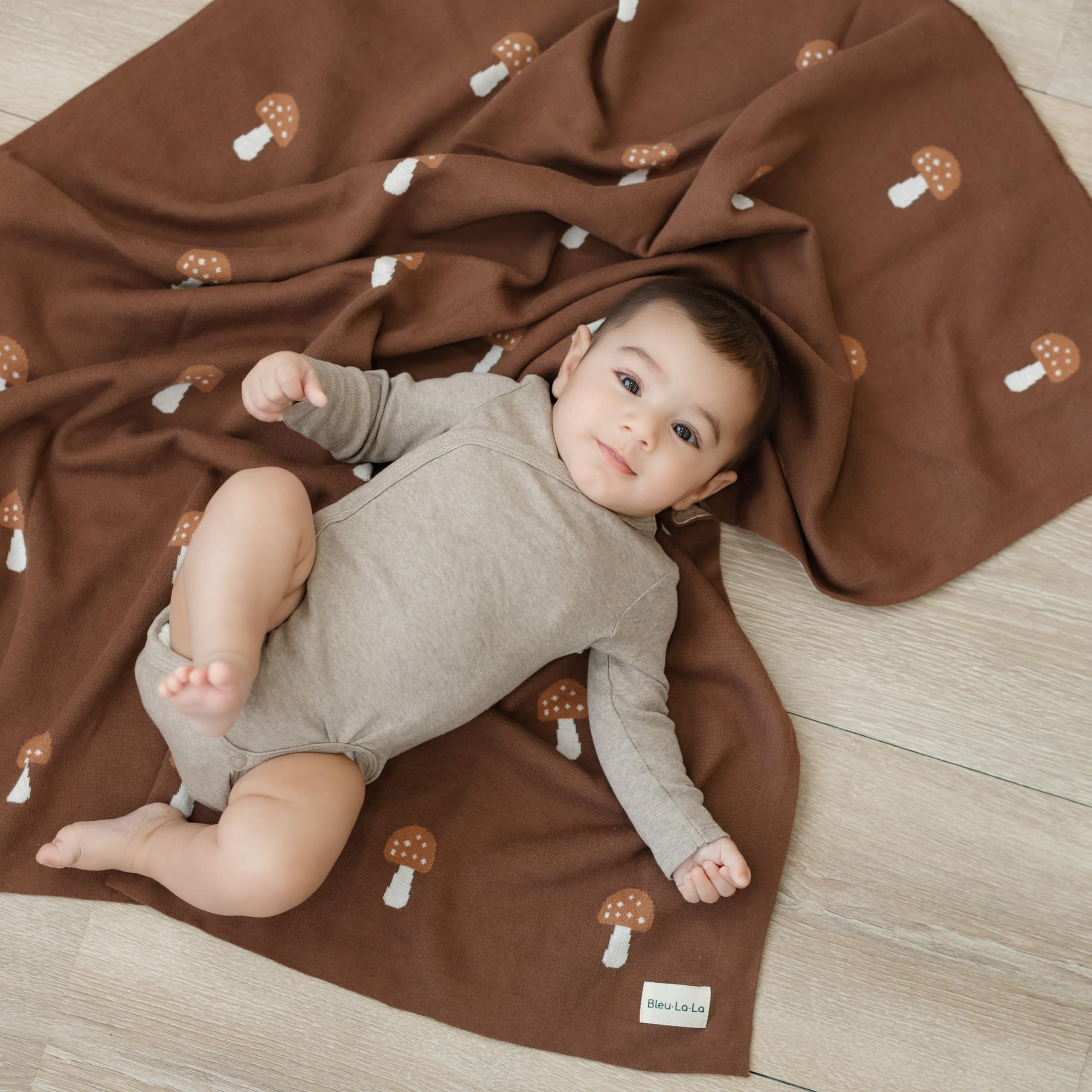 Bleu La La knit blanket mushroom mocha machine washable for easy care.