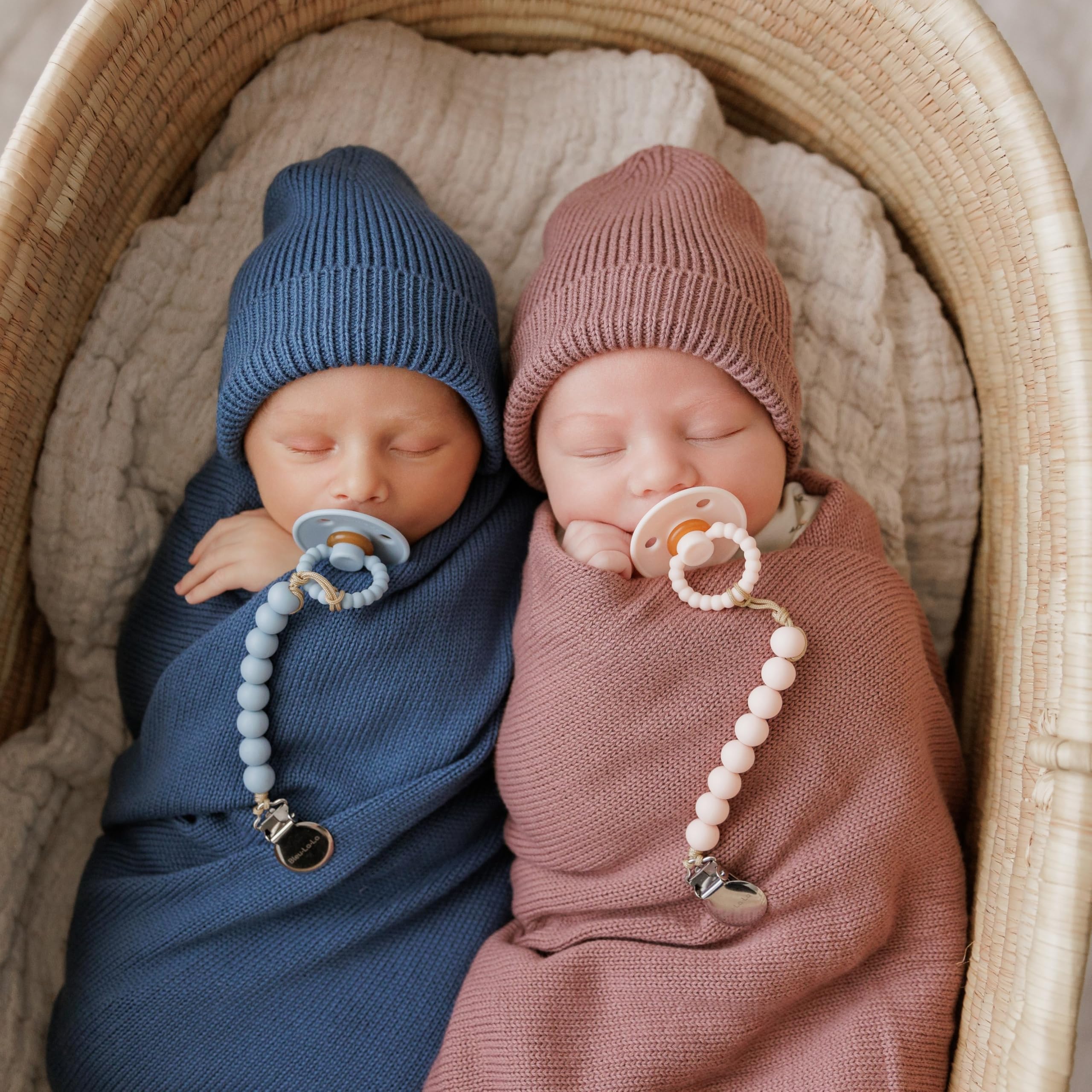 Bleu La La Luladream teething handle close-up highlighting massage-friendly design
