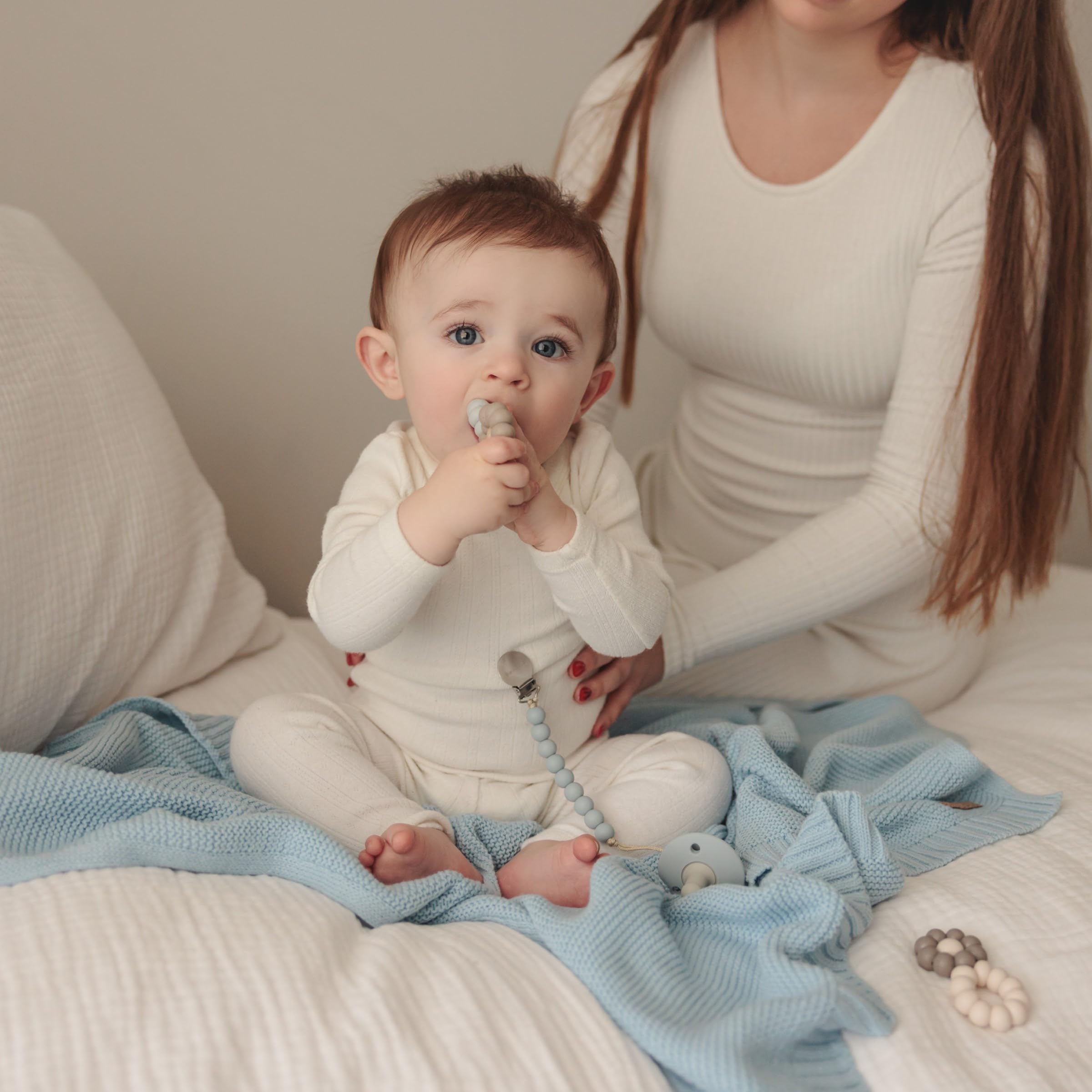 Bleu La La skin-friendly blanket provides gentle warmth for newborns.