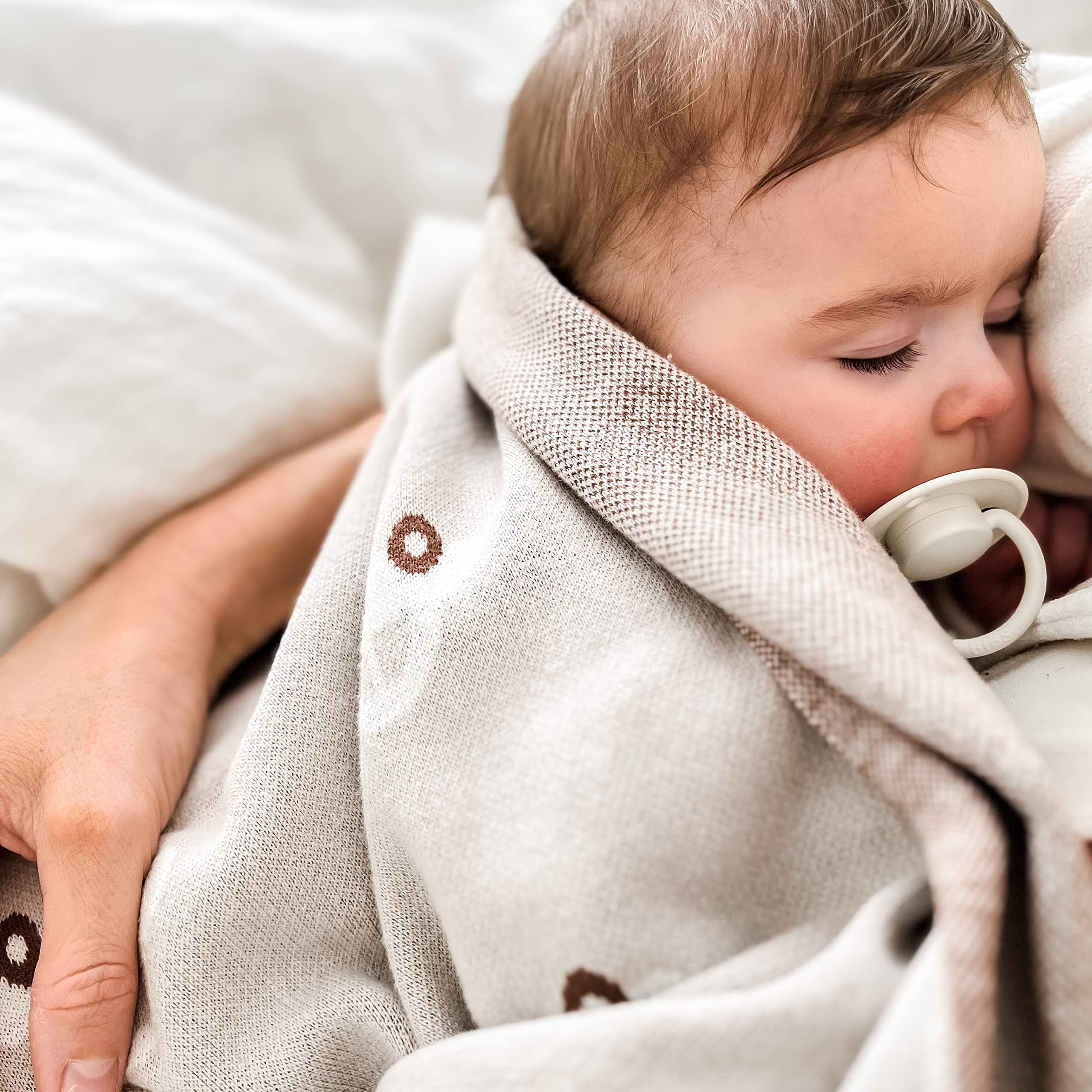 Bleu La La swaddle all-season 36x32 for year-round comfort.