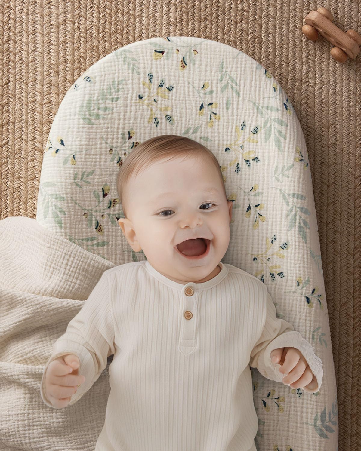 Blissful Diary changing pad anti-roll sides help keep babies secure.