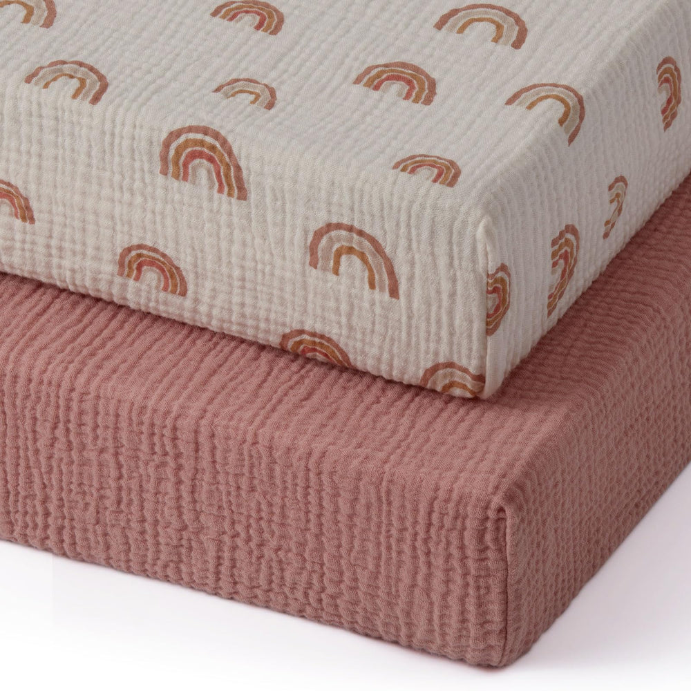 Blissful Diary dusty pink mini crib sheet shows breathable muslin for gentle night sleep
