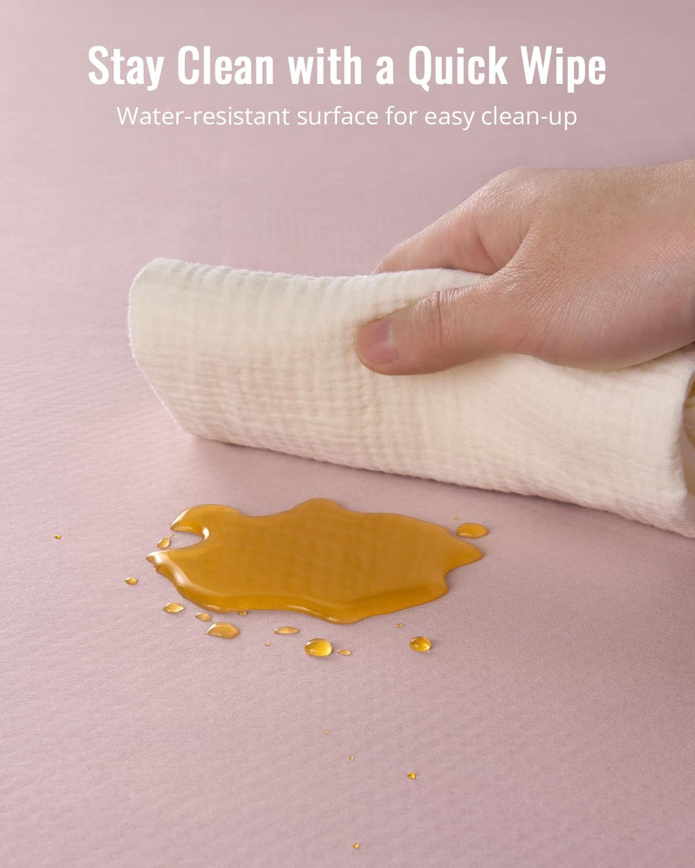 Blissful Diary foldable splash mat is lightweight for trips and outdoor picnics.