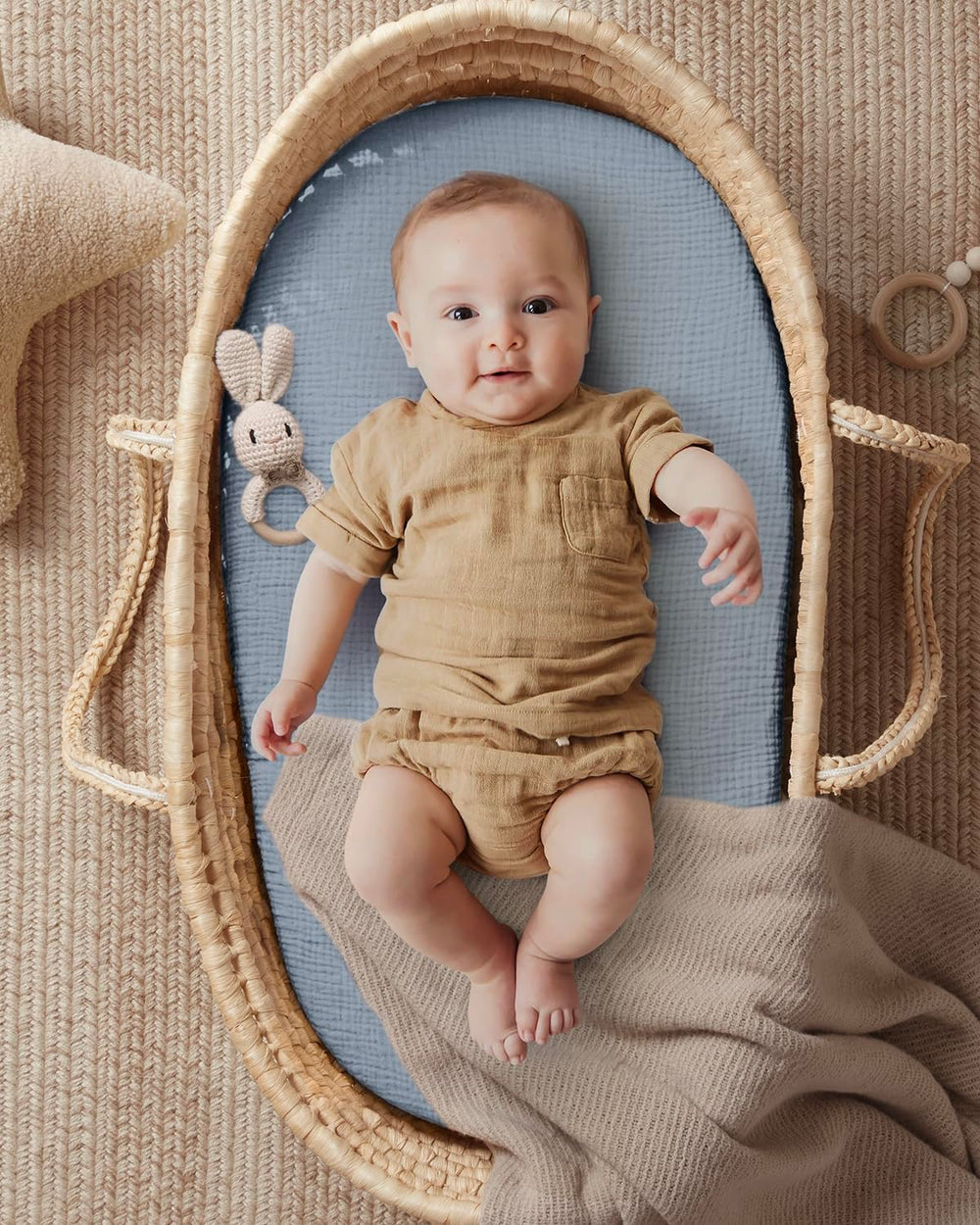 Blissful Diary muslin bassinet sheets with elastic band for snug, secure fit.