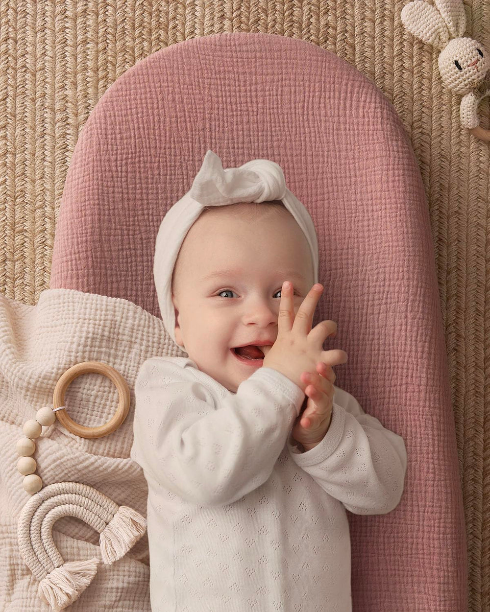 Blissful Diary quick-release safety belt simplifies secure diaper changes