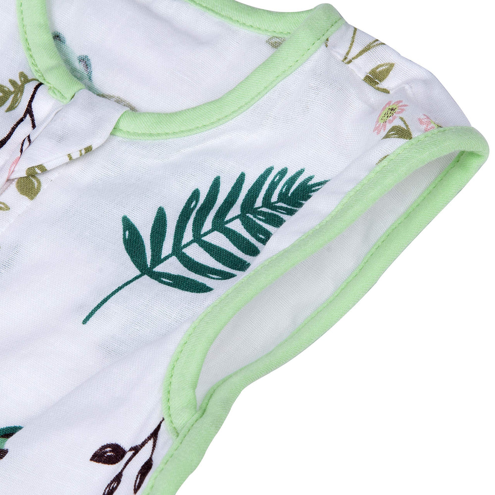 BLOOMSTAR 6-12m size image shows durable wearable blanket for growing babies.