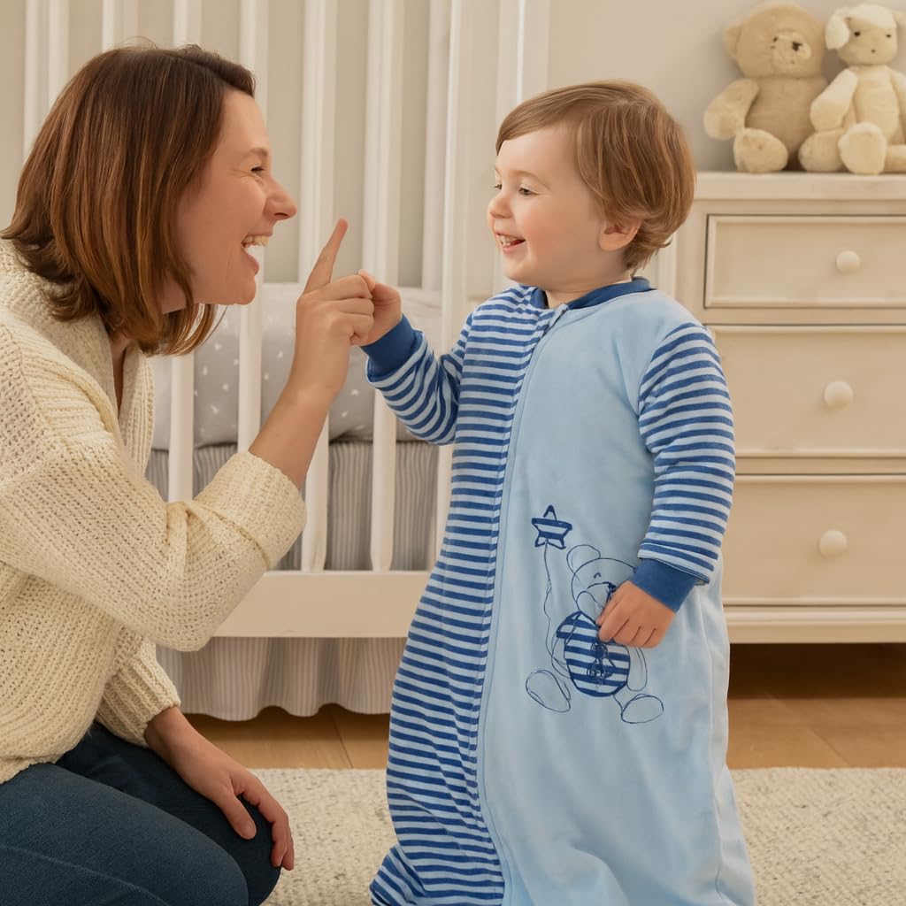 BLOOMSTAR 2.0 Tog all-season warmth helps regulate comfort through year-round use.