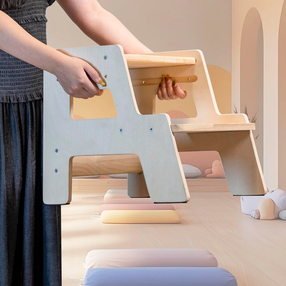 Blossom toddler step stool assembly-instruction highlights quick setup for busy families.