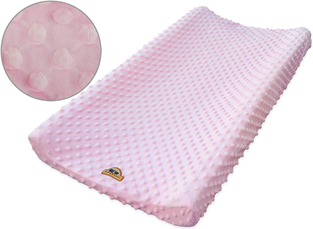 BlueSnail changing pad cover pink dot closeup highlights plush texture for gentle diaper changes