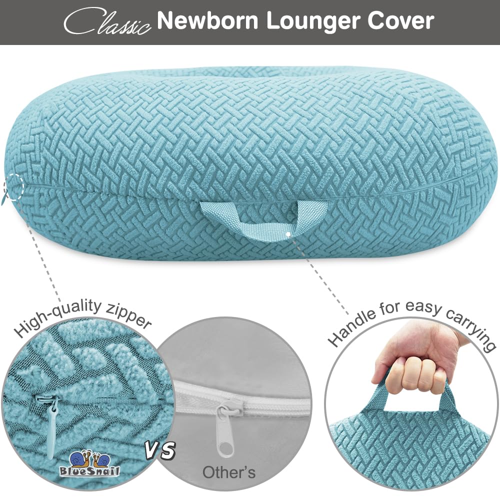 BlueSnail Strechy cover with concealed zipper for safe, easy changing.