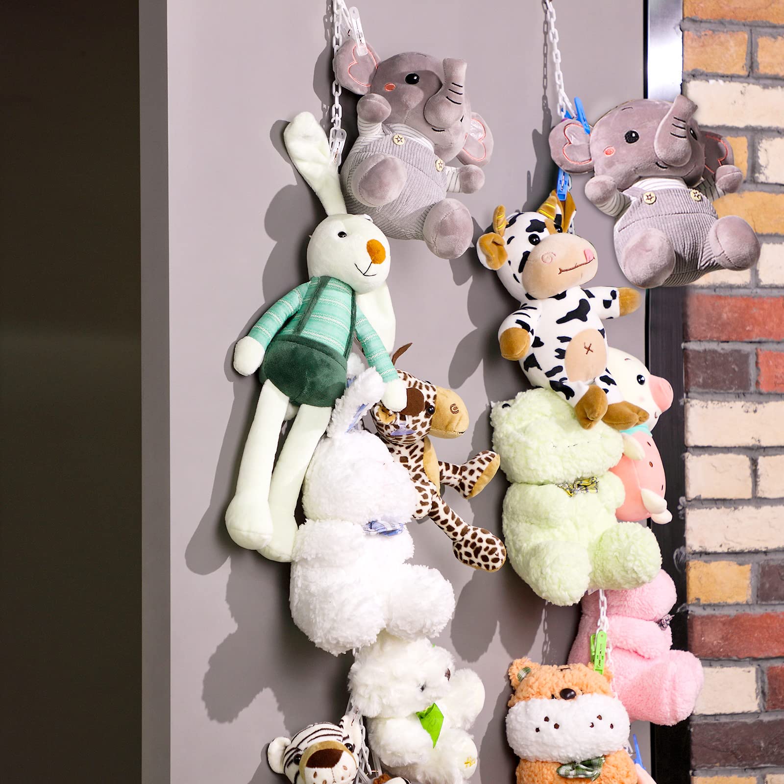 Blulu door-hook metal detail emphasizes robust mounting capability.