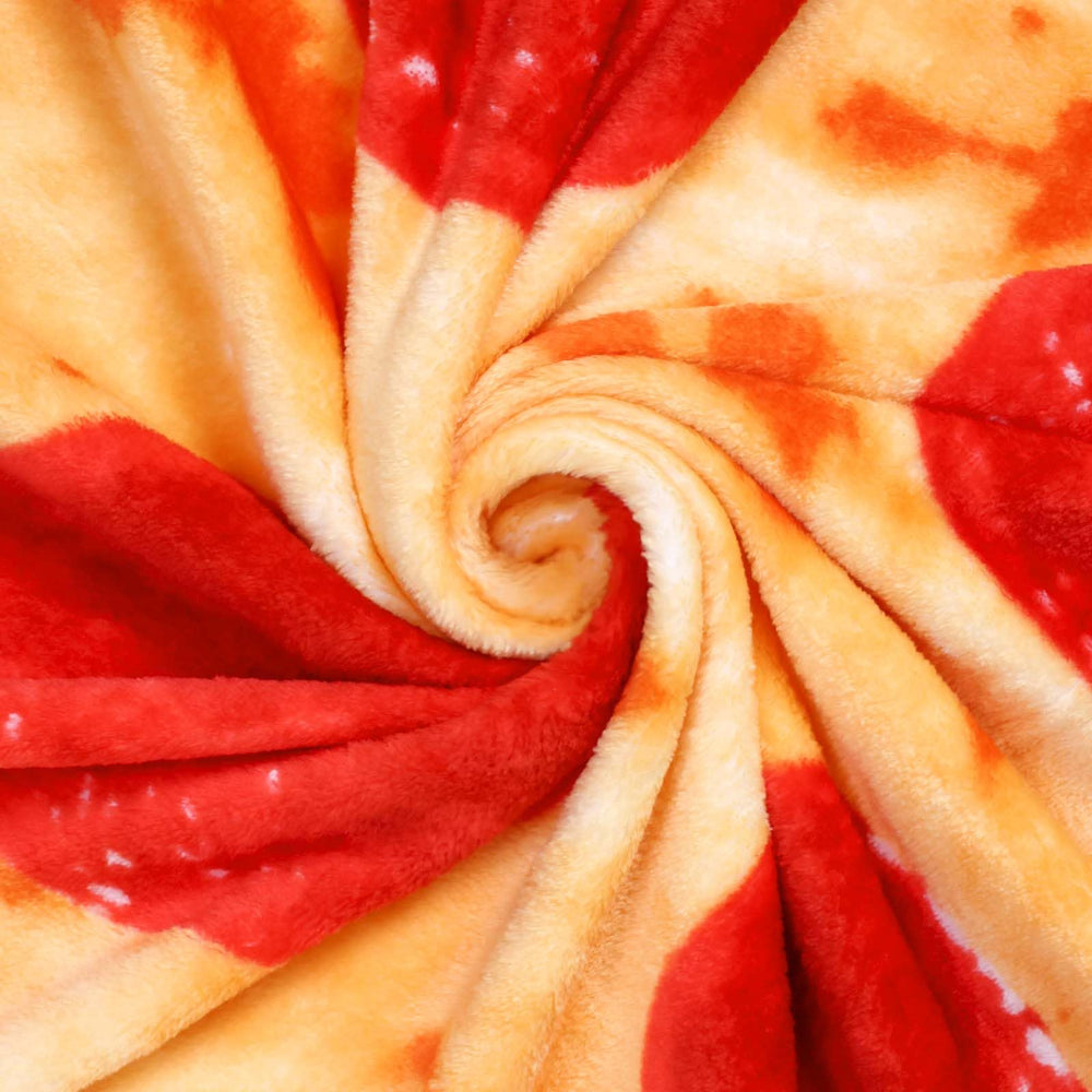 Bnuitland Pizza Blanket travel-friendly design provides warmth on the go