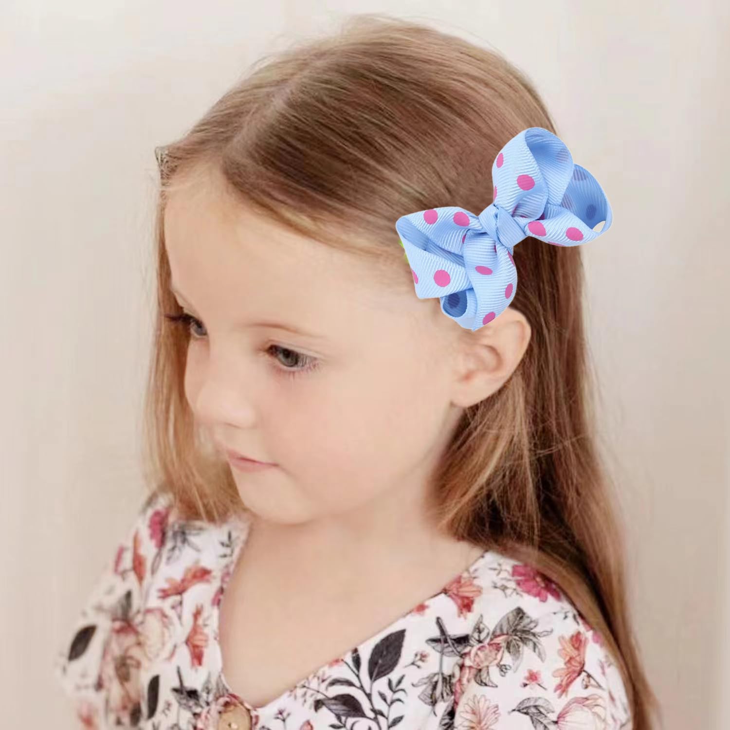 BOENBE LOVED green hair bow offers versatile wear for everyday looks