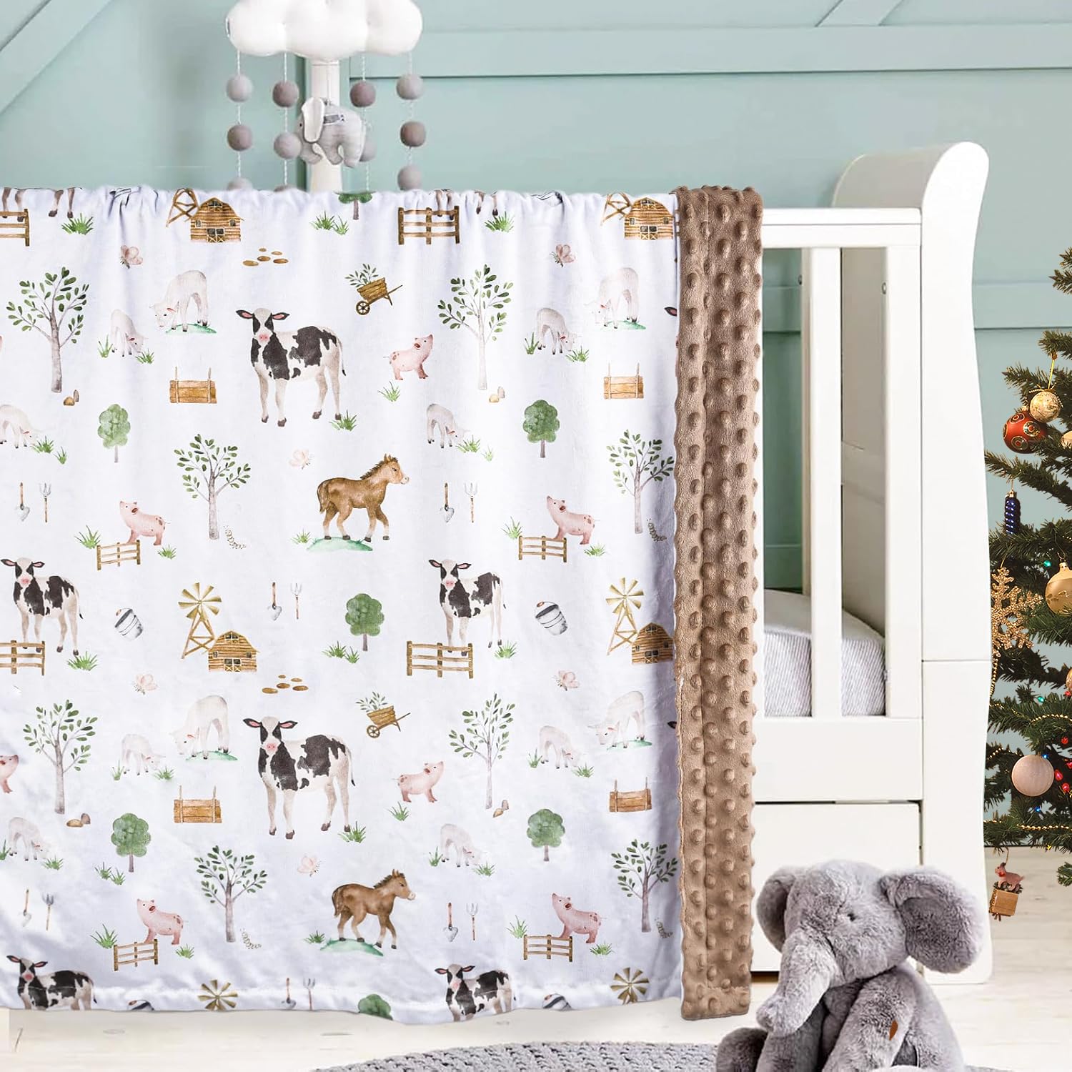 BOPRIO nursery scene with blanket ready for snuggles